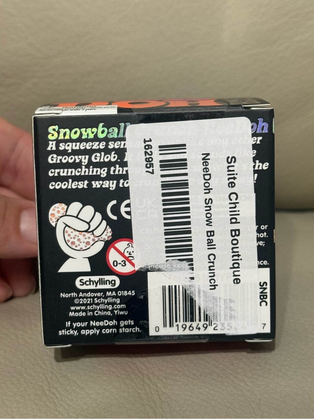 NEW Schylling NeeDoh Snow Ball Crunch Squishy Christmas Holiday Viral Fidget - Picture 4 of 4